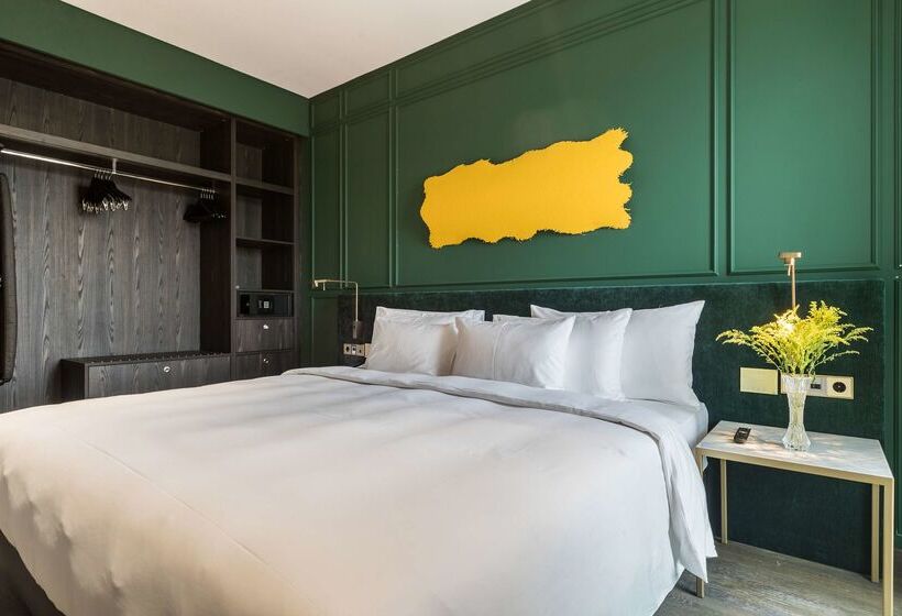 هتل Tsinandali Estate, A Radisson Collection