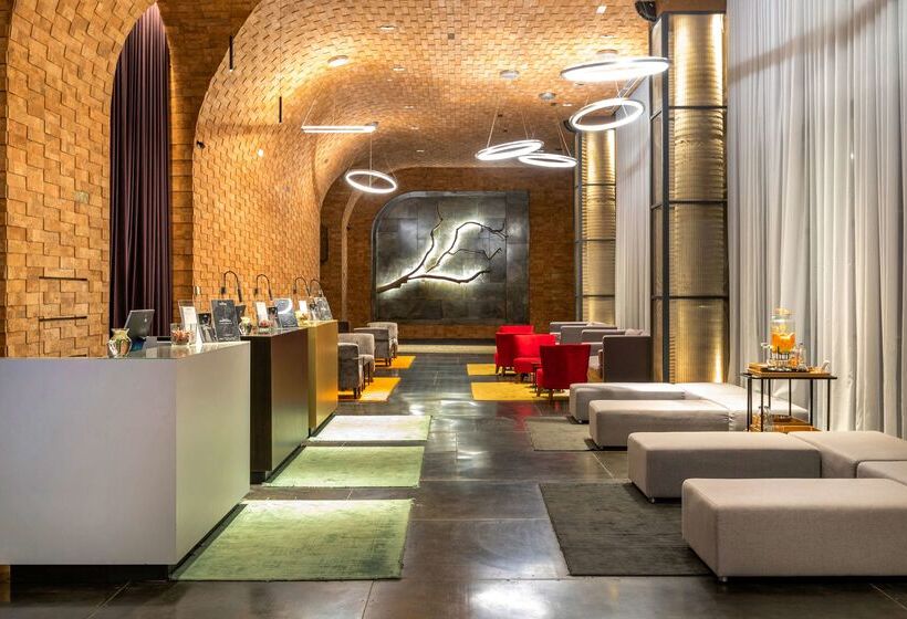 هتل Tsinandali Estate, A Radisson Collection