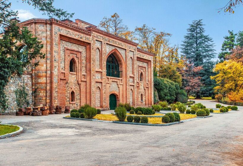 هتل Tsinandali Estate, A Radisson Collection