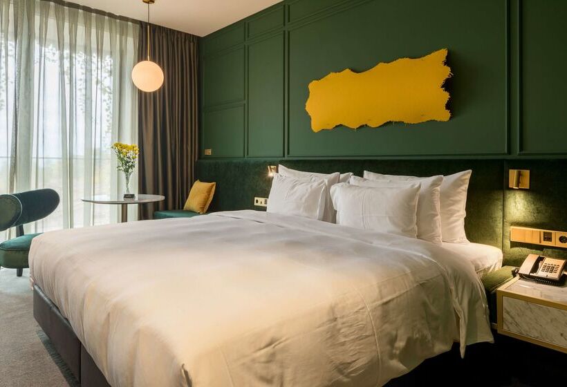 هتل Tsinandali Estate, A Radisson Collection