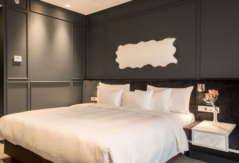 هتل Tsinandali Estate, A Radisson Collection