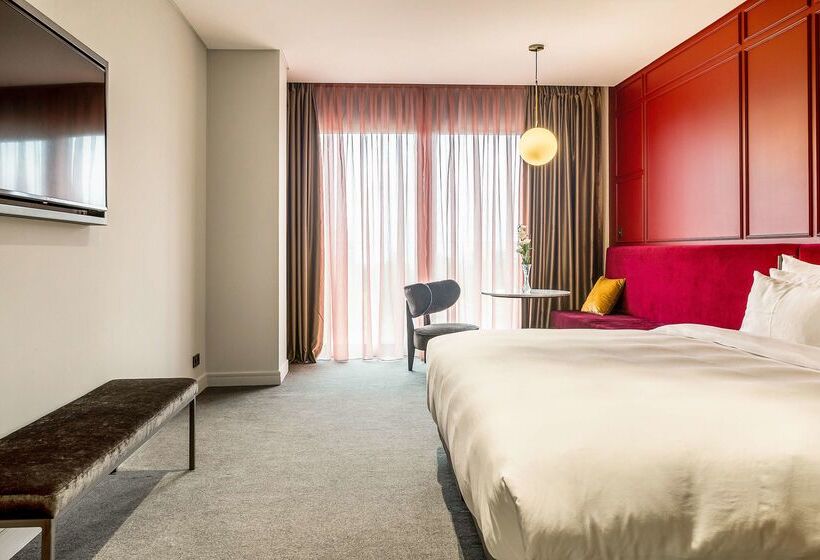 هتل Tsinandali Estate, A Radisson Collection