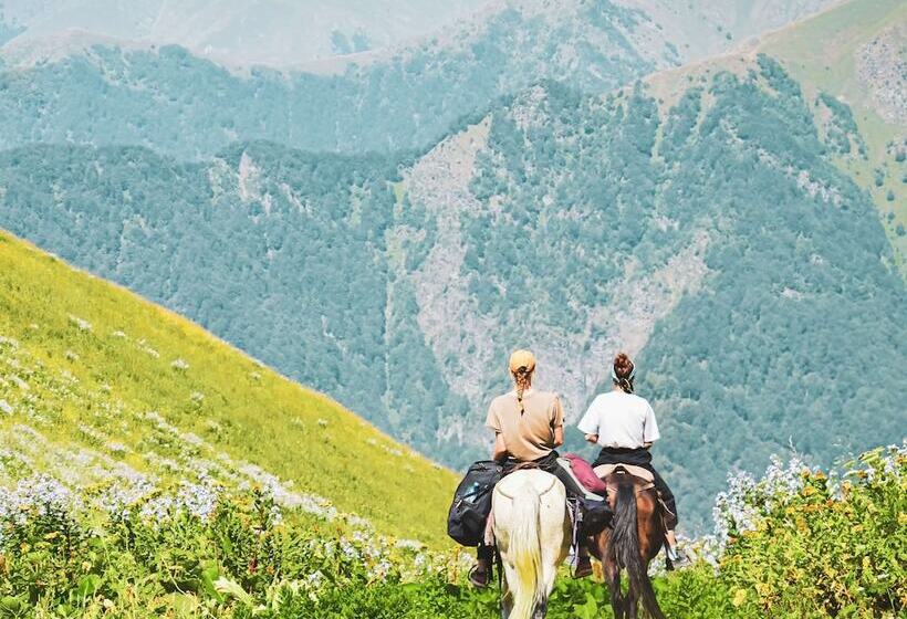 هتل Tsinandali Estate, A Radisson Collection