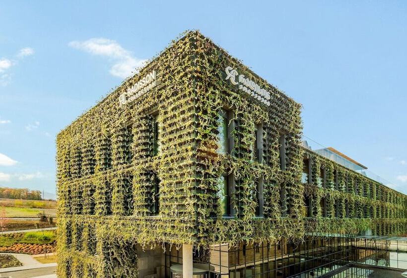 هتل Tsinandali Estate, A Radisson Collection