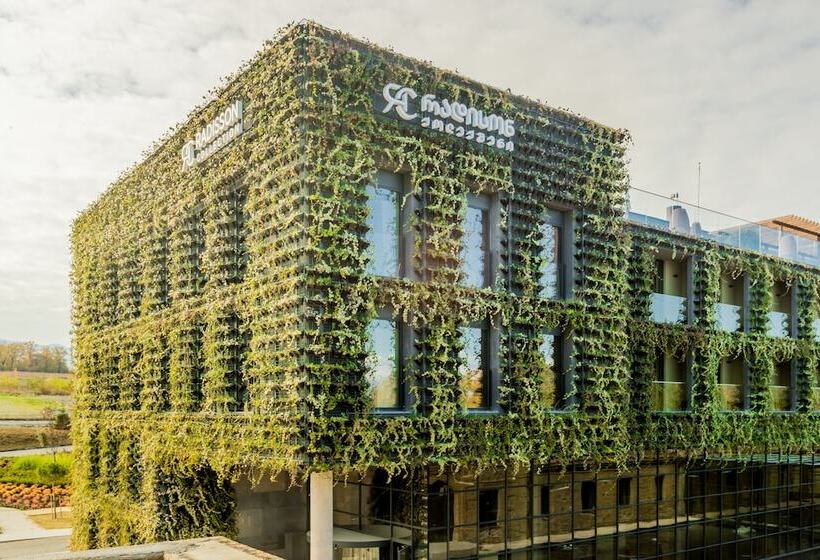 هتل Tsinandali Estate, A Radisson Collection