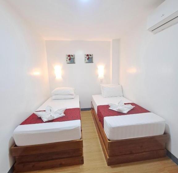 هتل Virginia Suites