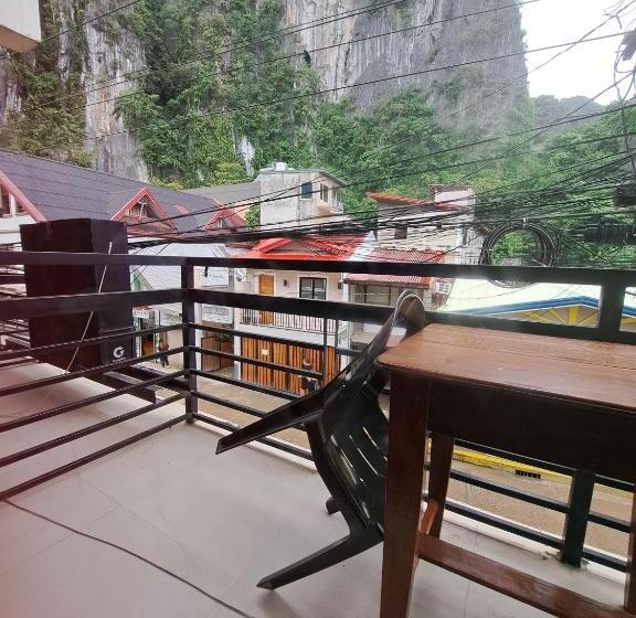 هتل Virginia Suites