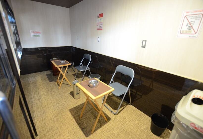 Kumamoto Capsule Hotel Hostel, Caters To Men