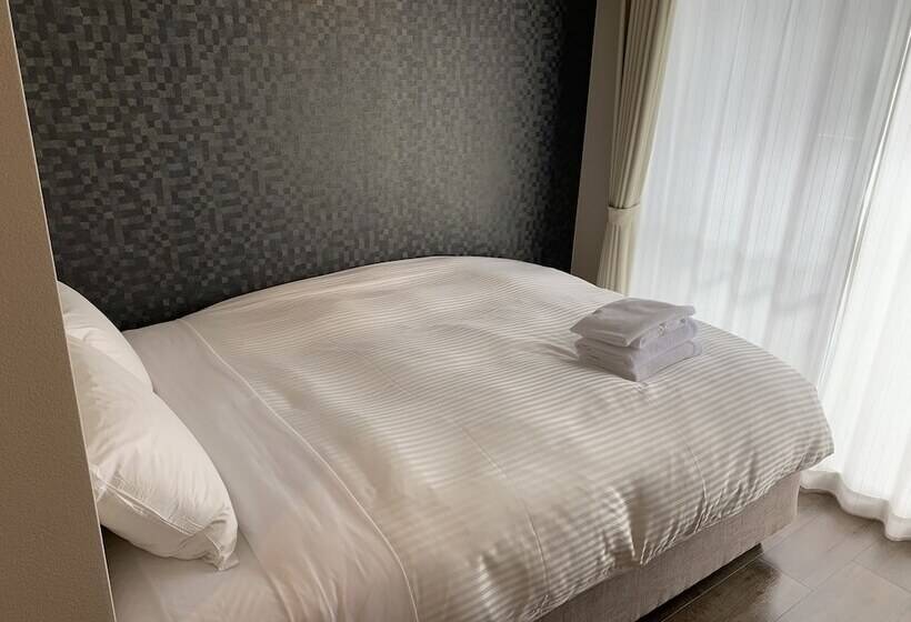 Mr.kinjo In Sky Harbor