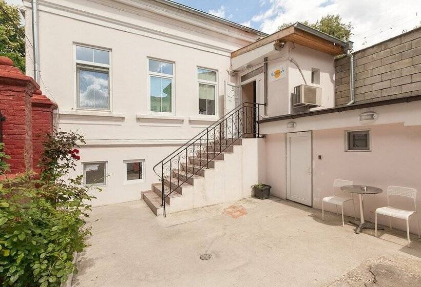 Nomado Hostel