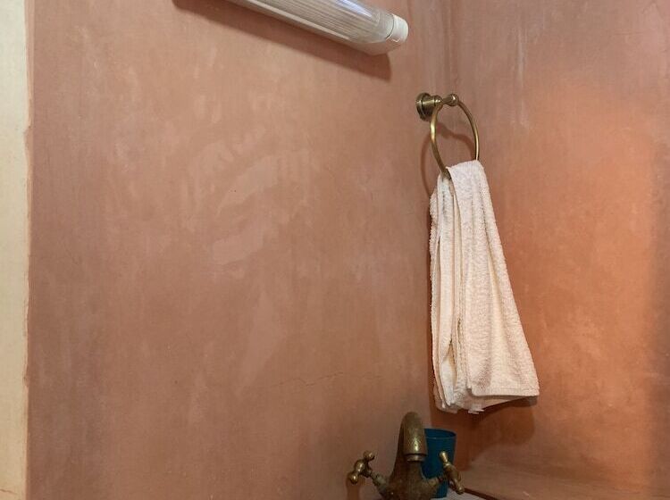 پانسیون Auberge Ayam Atlas  Pool 10mn Away