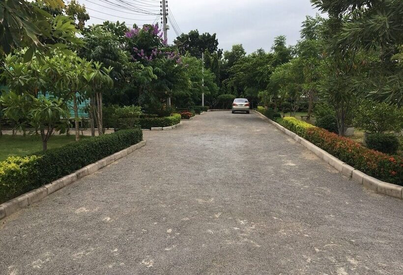 Пансион Chomtawan Home