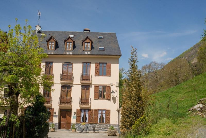 פנסיון Es Neres