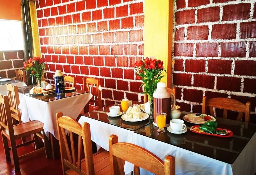 ペンション Inka Khawarina Tambo Lodge