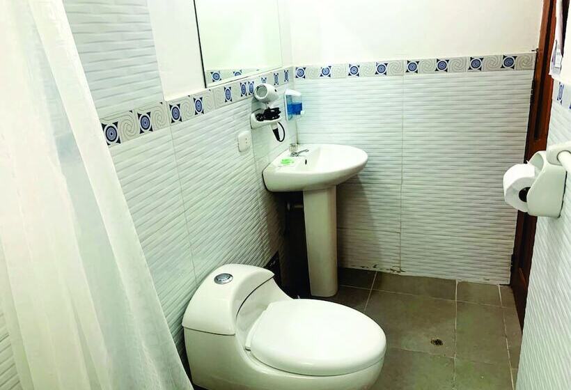 ペンション Inka Khawarina Tambo Lodge