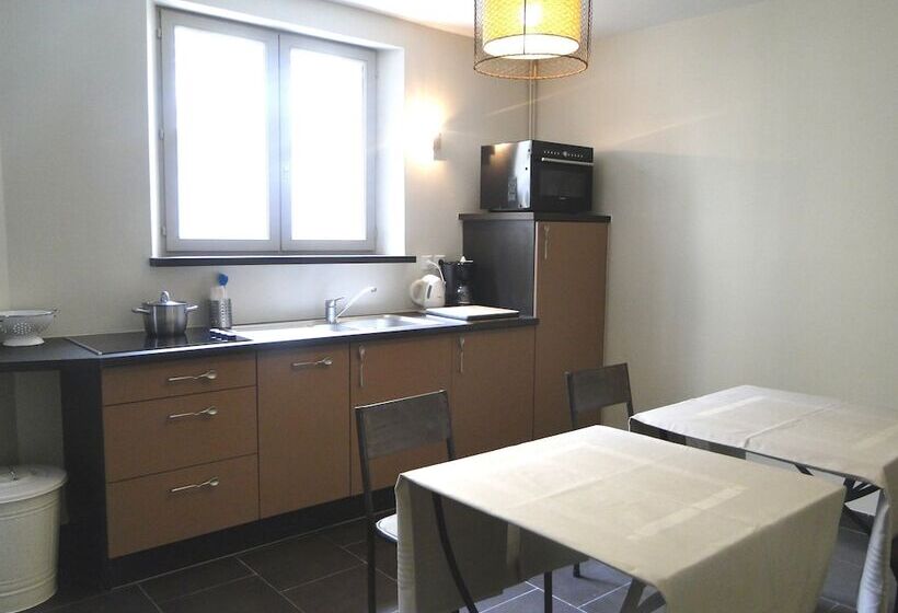 ペンション La Maison Des Arts