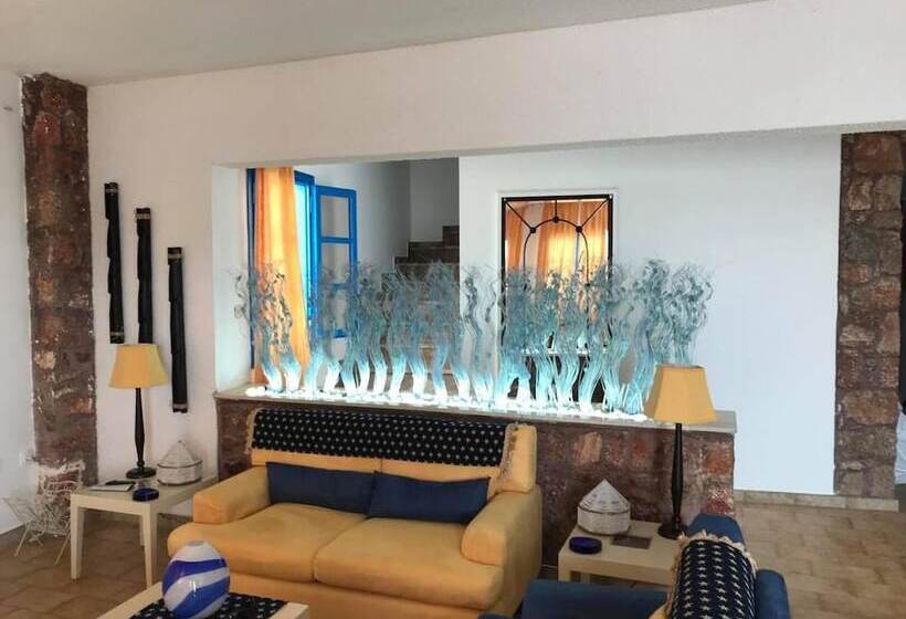 פנסיון Milos Inn & Maisonette