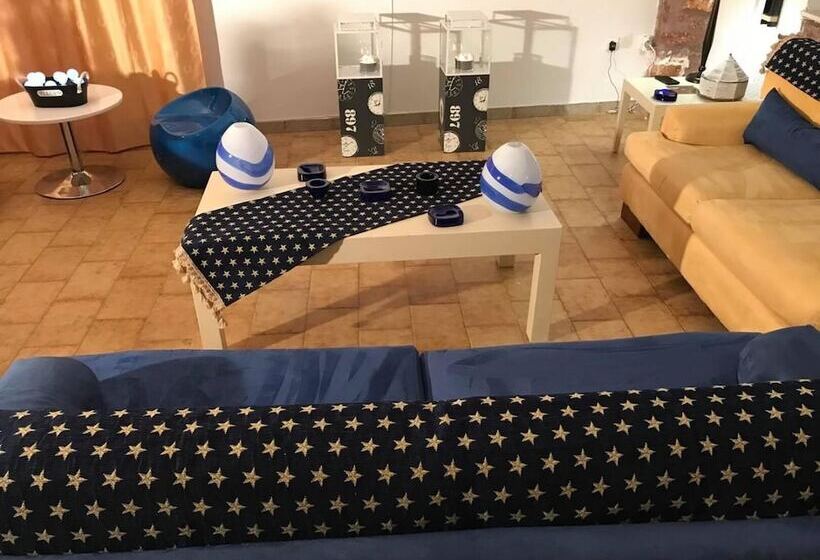 פנסיון Milos Inn & Maisonette