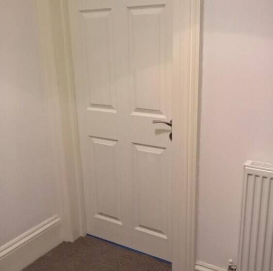 پانسیون Regent Serviced Suites