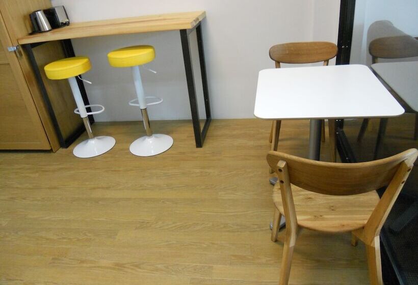 پانسیون Rek Inn