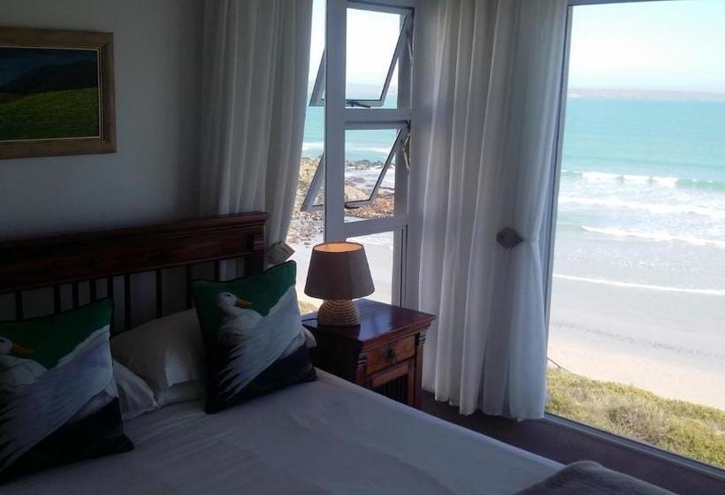 Пансион Sand Tower