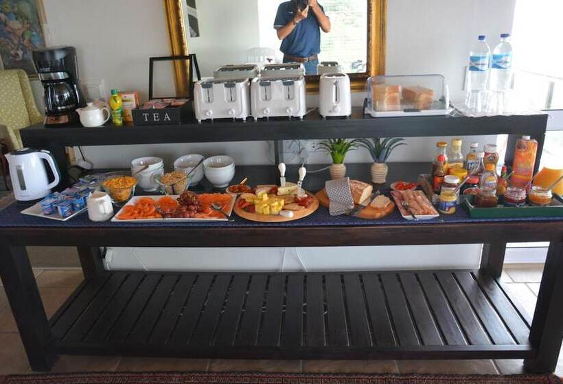 פנסיון Sea Paradise