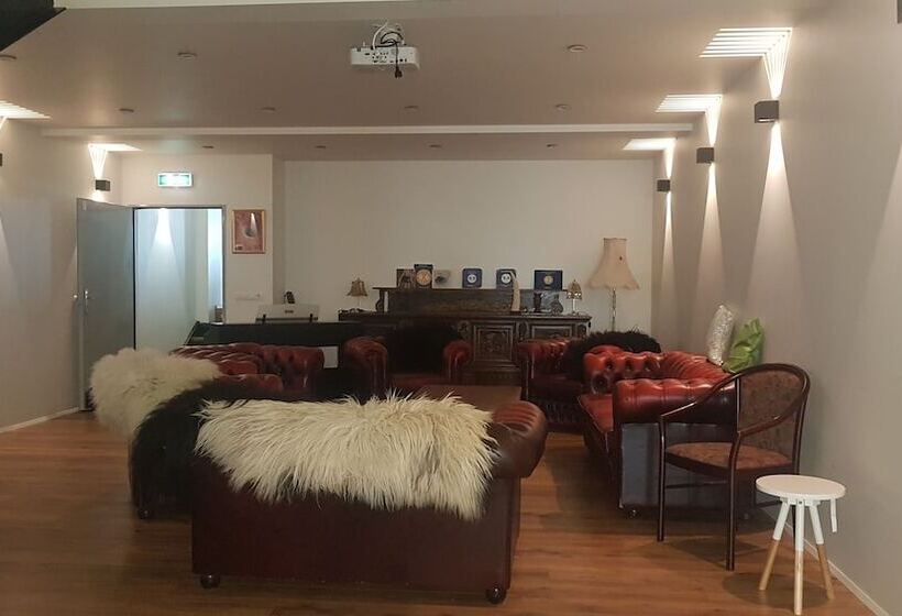 پانسیون Skorrahestar