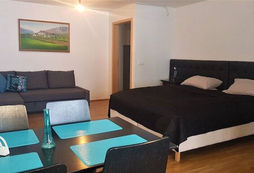 پانسیون Skorrahestar