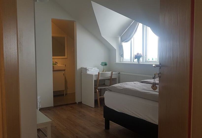 پانسیون Skorrahestar