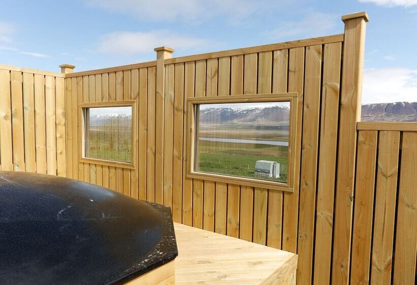 پانسیون Syðra Skörðugil Guesthouse