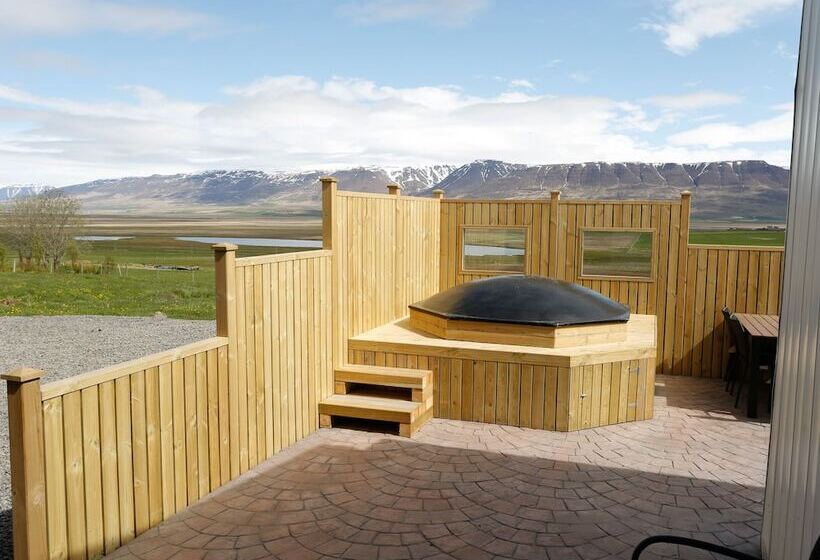 پانسیون Syðra Skörðugil Guesthouse