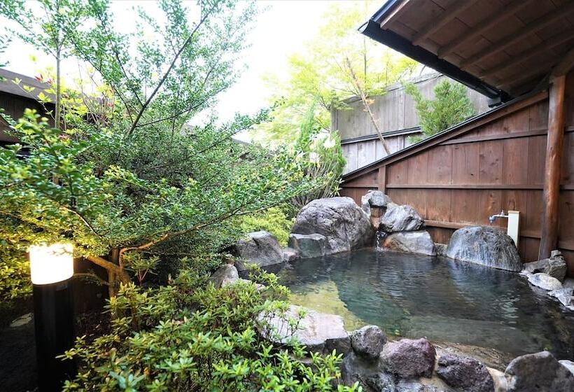 Ryokan Yufuin Sumika