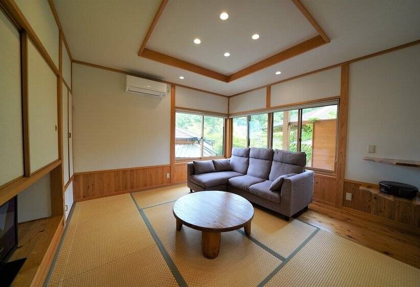 Ryokan Yufuin Sumika