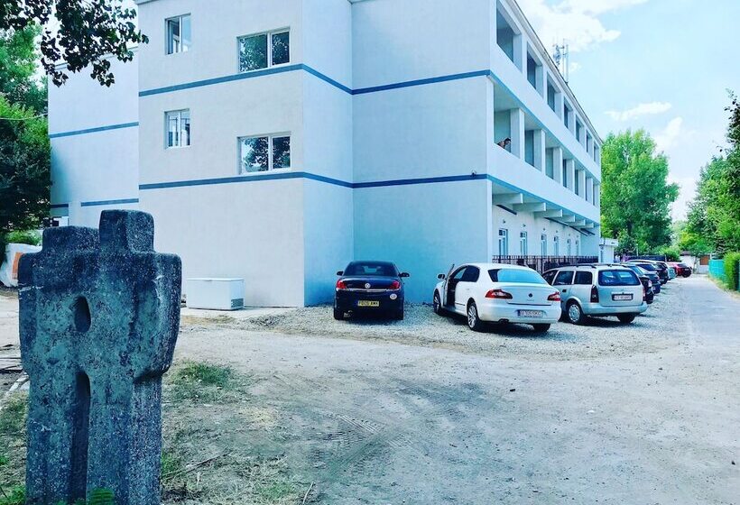 فندق صغير Perla