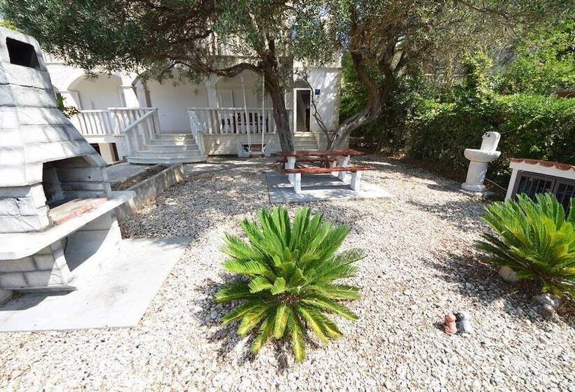 Apartmani Costa Rica Orebić