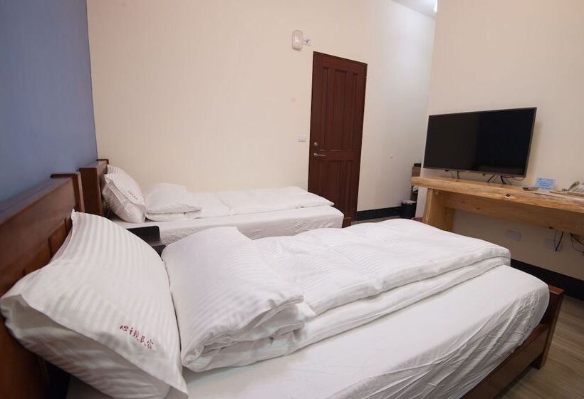 تختخواب و صبحانه Placeofheart