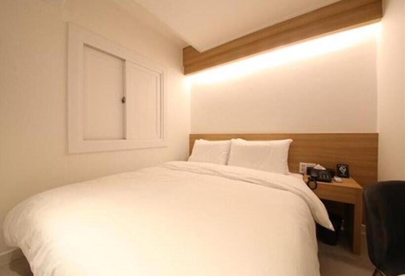Busan Seomyeon Business Hotel J7