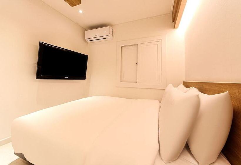 Busan Seomyeon Business Hotel J7