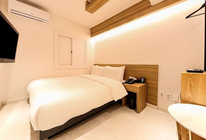 Busan Seomyeon Business Hotel J7