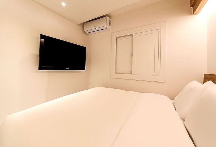 Busan Seomyeon Business Hotel J7