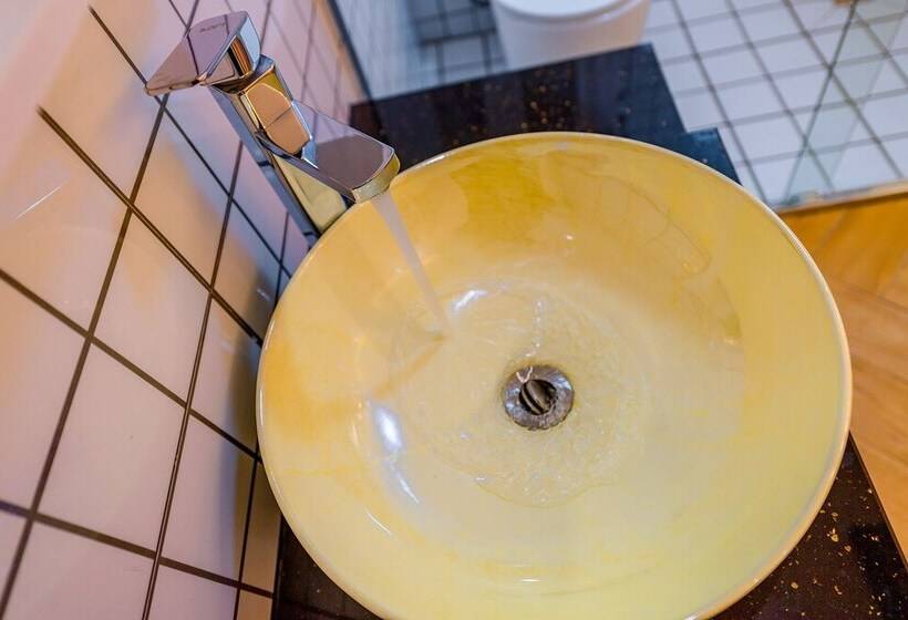 Chengdu Three Fish International Youth Hostel