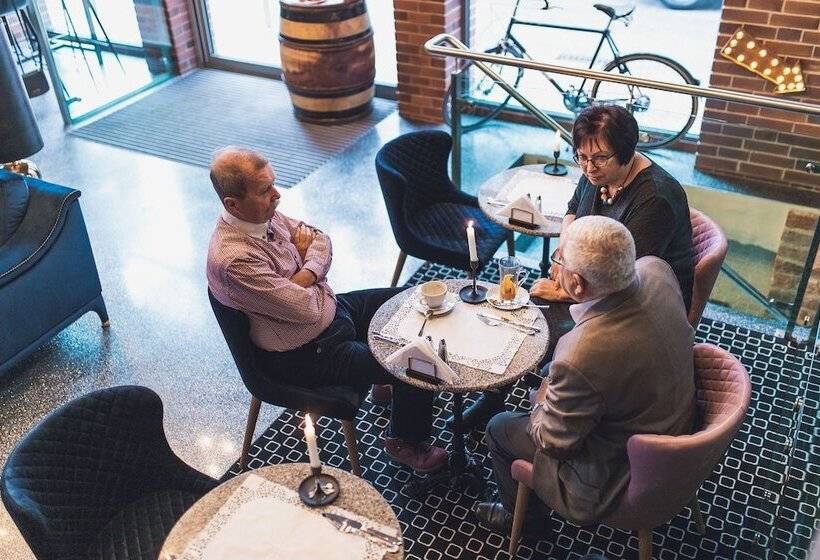 Cocorico Bed And Breakfast Old Town Szczecin Adults Only