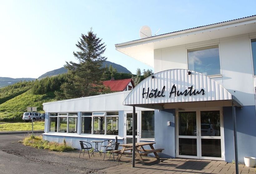 هتل Austur