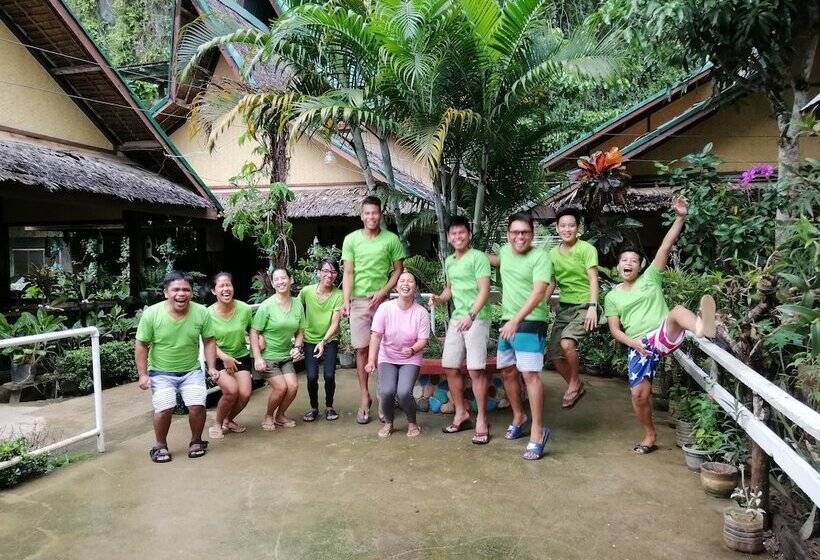 هتل Cliffside Cottages