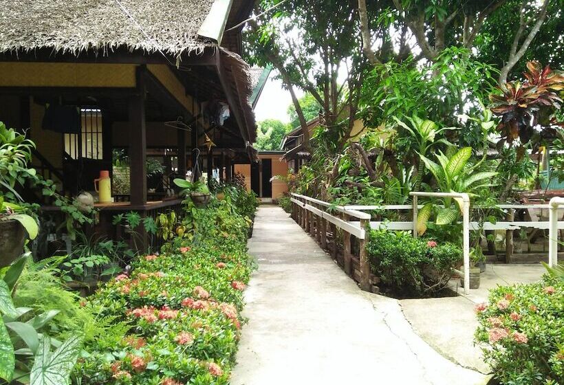 هتل Cliffside Cottages