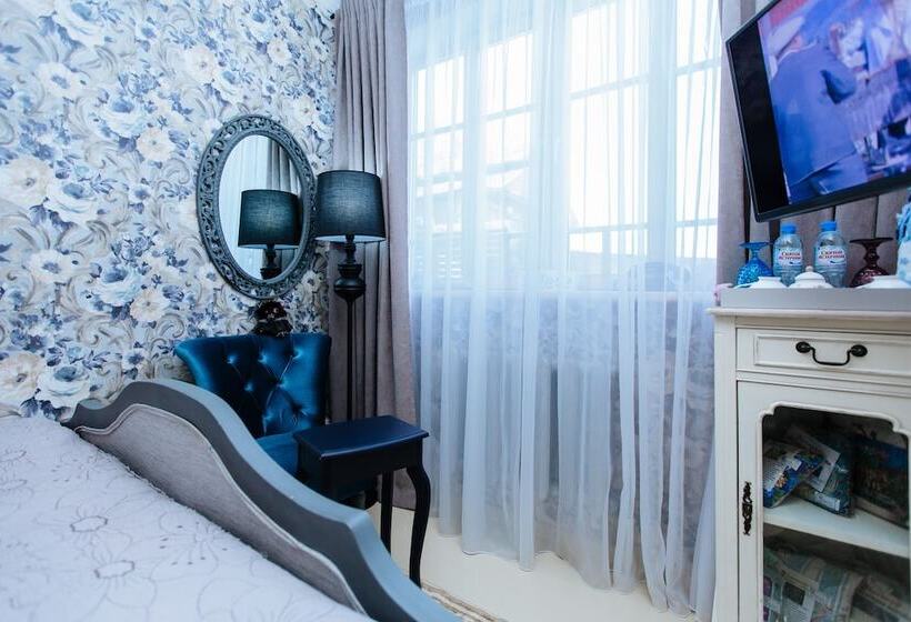 בית מלון כפרי Grand Sova