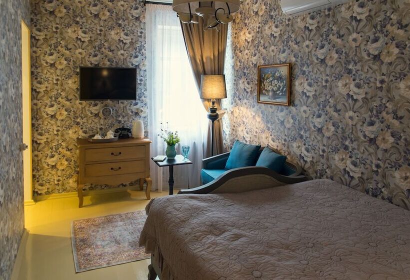 בית מלון כפרי Grand Sova