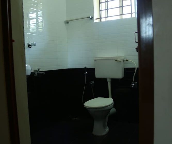 בית מלון כפרי Saravana Inn