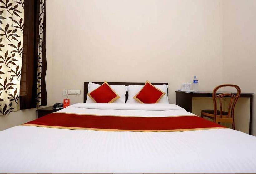 בית מלון כפרי Saravana Inn