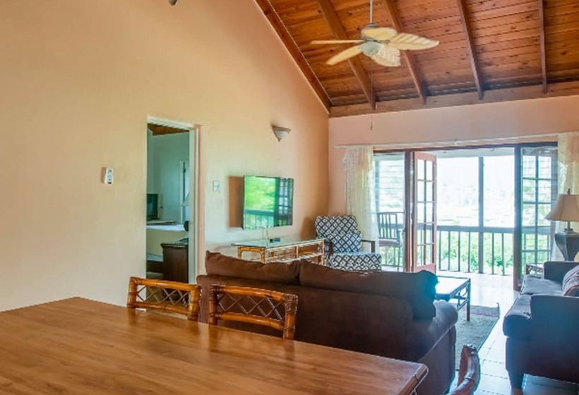 Village Cay Hotel And Marina